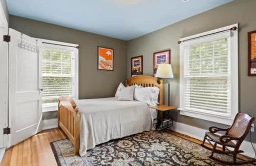 Majestic Family Home in Saratoga New York - Photo 12