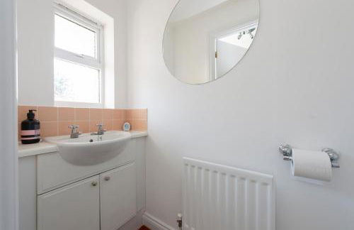 Stunning 5 bedroom detached house in Hornchurch - Foto 37