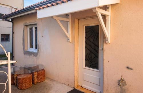 Appartement accueillant à Penne-d'Agenais - 32 m² - Terrasse - Foto 9