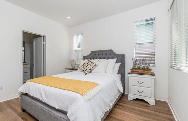 Private Bedroom With Bathroom Central Location - Foto 3