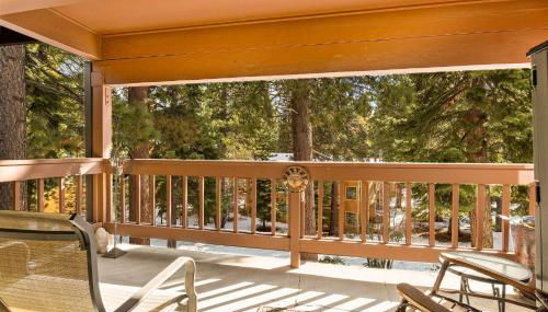 Sierra Pines Retreat - Sleeps 6 - Foto 3