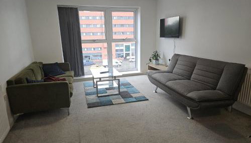 8 mins walk City Centre, Birmingham University, 20 mins walk Edgebaston stadium, 1 Bed Spacious Apartment - Foto 3