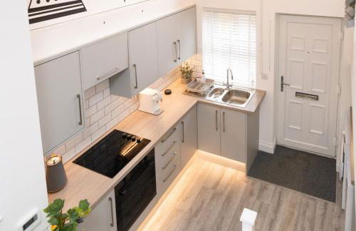 House Of Cards - Photo 40