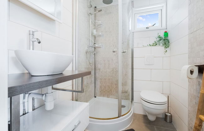 Idyllic Waterfront Vacation Home - Foto 15