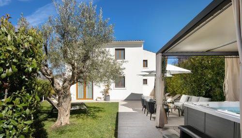 House NoE- with hot tub - Foto 2, Garden view