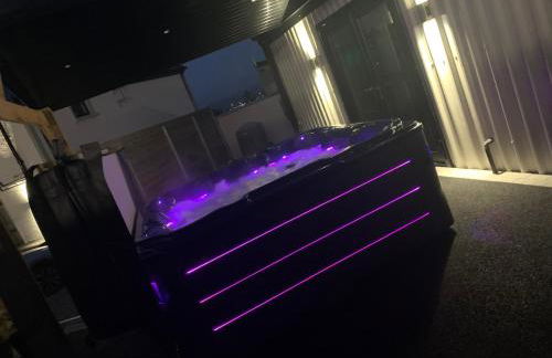 Eddies Lodge & Spa 3 bedroom cottage - Foto 48