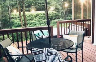 Chalet Retreat w/ Hot Tub, Short Walk to Lake & Pool - Photo 8