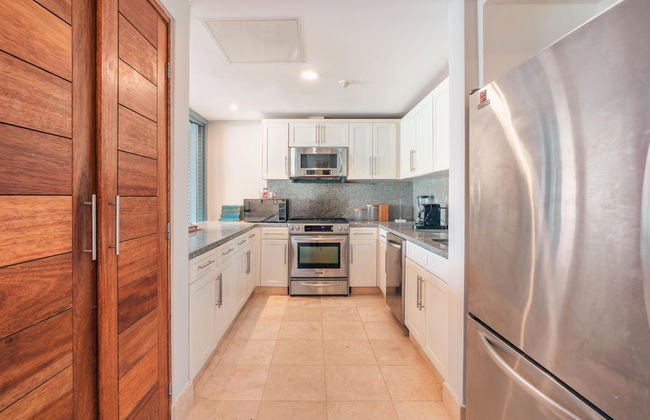 Apt w 2br-beachfront Private Pool in Sotogrande - Photo 18