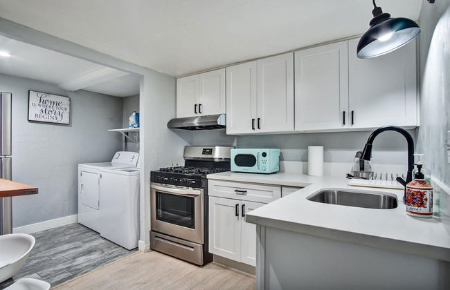 Ventura Downtown Minutes to Beaches - Foto 16