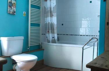 Mariners Cottage - Waters edge Fisherman's Cottage, Harbour & Sea Views & Free Dedicated Parking - Photo 45