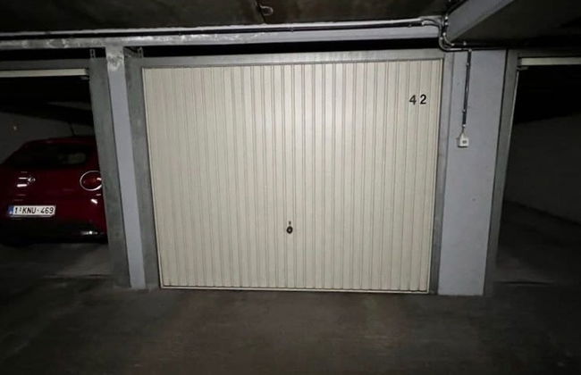 Modern Apartment in Centre With Parking - Foto 23