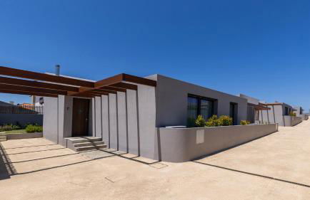 Stunning Beach House with Pool by LovelyStay - Foto 75