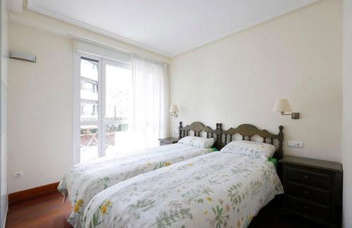 Playa, SPA, río y monte con Terraza y Parking - Foto 16