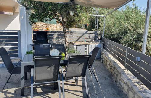 Villa Dionisia with private pool - Photo 11