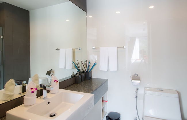 6th Avenue Surin Beach - Photo 32