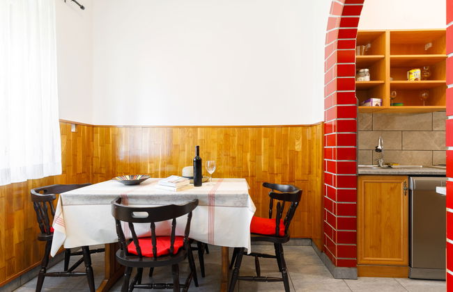 5 bedroom House in Balatonfenyves with garden and terrace - Photo 3