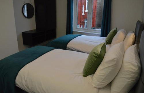 Library House - Now with Sky Sports HD - Foto 24