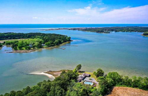 Bayfront Retreat with Game Room and Outdoor Pool! - Foto 38