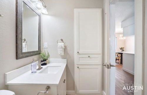 Cook and Gather Around in a Fully Equipped Apartment - Foto 19