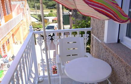 Apartamento con balcón al lado de la iglesia - Foto 4