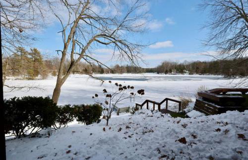 Lakefront Group Stay, Sleeps 19, Indoor Pool, Hot Tub, Arcades - Foto 47