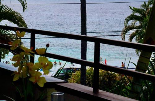 Direct oceanfront Magic Sands beach condo - Pool, AC, 2B2B, sleeps 6 - Foto 15