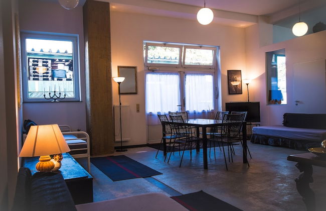 a-domo Apartments Mülheim - Apartments, Lofts & Hostel Rooms - short or longterm - single or grouptravel - Foto 1