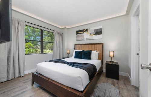 2 Suites at The Enclave Near Universal - Foto 17