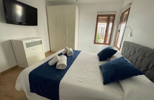 CENTRO - Patio Andaluz San Pablo - PARKING GRATIS- WIFI - Photo 7