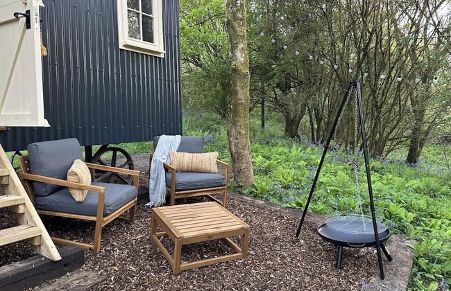 Shepherd's Hut - Sleeps 2 - Pet Friendly - Parking - Foto 9