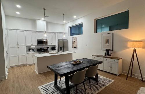 A Portlandia Style Townhome located In the Heights - Foto 16