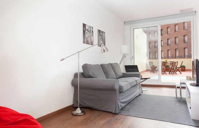 AB Montjuic - Photo 32