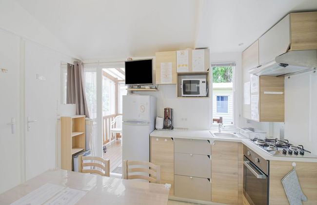 Swanky Mobile Home in Saint Jean de Monts Near Seabeach - Photo 31