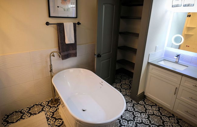 5Bdrm 3.5Bath 12Beds - HOME BIG AS TEXAS - Foto 22