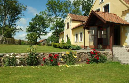 Dworek Szarki - Foto 48