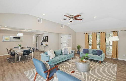 Best of Allen at Fountain Park - 5BD-2BA with Pool - Foto 10