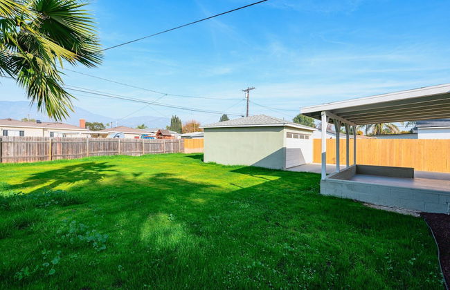 Luxury Modern Retreat w Spacious Yard Premium Comfort - Foto 8