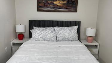 Julie's Cozy 2 Bedroom Basement Apartment - Foto 4