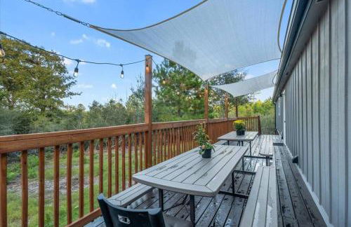 Modern Cabin Nestled in a Pine Forest Near Austin - Foto 33