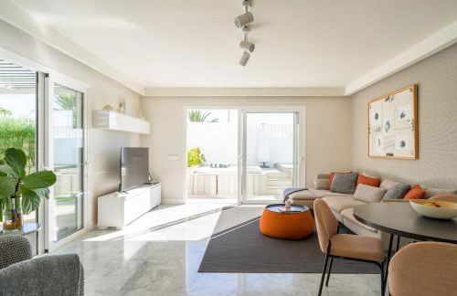 Porto Mare 42 with heated pool on the Front Line by CanaryScape - Foto 17