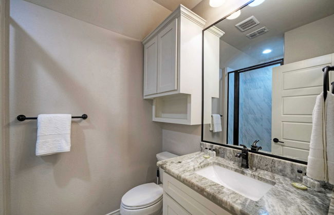 Sleeps 28 2 Homes w/ Boat Dock & Waterfront Pool Laguna Village Haven - Foto 27