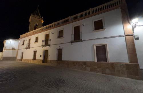 Casa Señorial La Iglesia en Gerena Sevilla Parking y Piscina - Foto 1