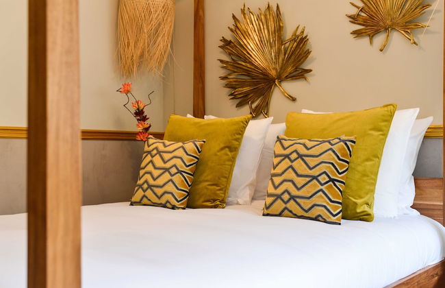 The Majestic Garden Suite - Photo 4