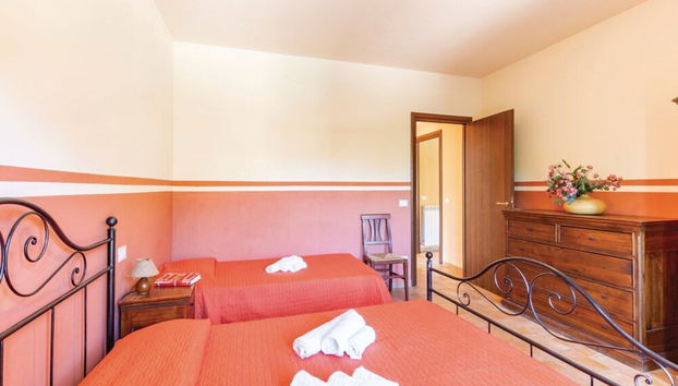 Apartment in Marche Near Urbino and Pool - Foto 4, Habitación