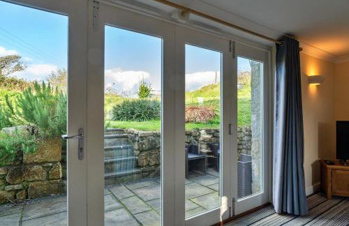 Finest Retreats - Trennal Barn - Photo 15