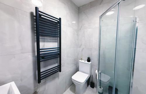 Chic Studio, Free parking, Sleeps 2 - Foto 19