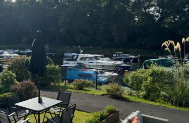 Loch Lomond Riverside Apartments B - Foto 1