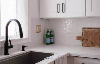 Historic Cottage + Modern Luxury • Walk to Capitol - Foto 32