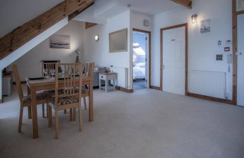The Nest - 1 Bedroom Apartment - Tenby - Photo 64