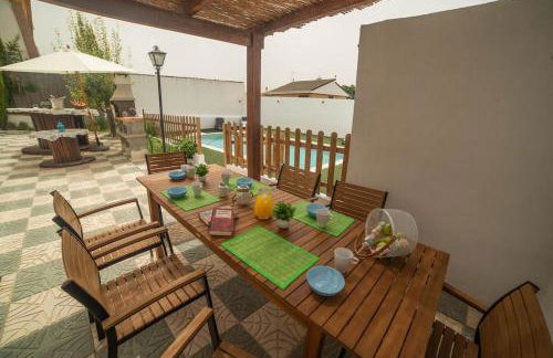 Magnificent villa: 2 private pools, BBQ, garden & parking. 13 per. In Padul - Foto 19